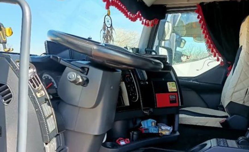Renault PREMIUM 460 DXI zdjęcie 11
