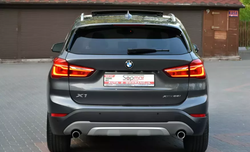 BMW X1 xDrive28i 231KM 2018r. X-line Kamera NAVi Skóra Panorama zdjęcie 7