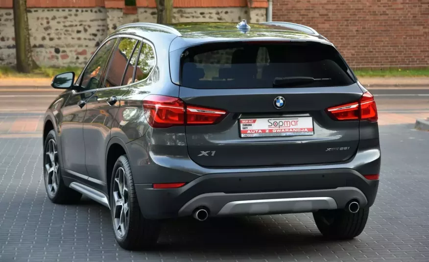 BMW X1 xDrive28i 231KM 2018r. X-line Kamera NAVi Skóra Panorama zdjęcie 19