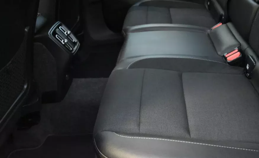 Volvo XC 40 Vat 23%, P.salon, Klima, Bluetooth, Tempomat, Podgrz. fotele, Nawi zdjęcie 24