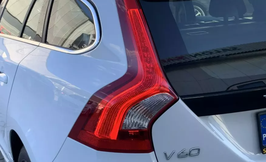 Volvo V60 D4Drive-E Momentum +, Gwarancja x 5, PL, fv VAT 23 zdjęcie 30