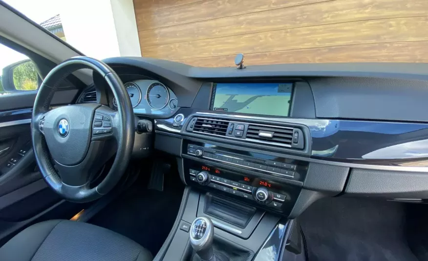 BMW 520 2.0 duża navi xenon panorama nowy rozrząd po serwisie zdjęcie 12