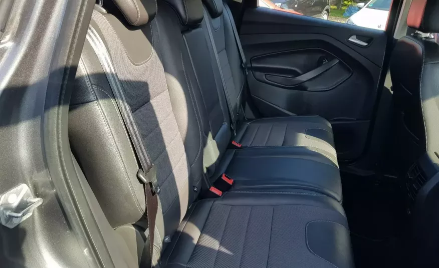 Ford Kuga 4x4 / Klimatronic / Tempomat / Podgrzewane fotele zdjęcie 10
