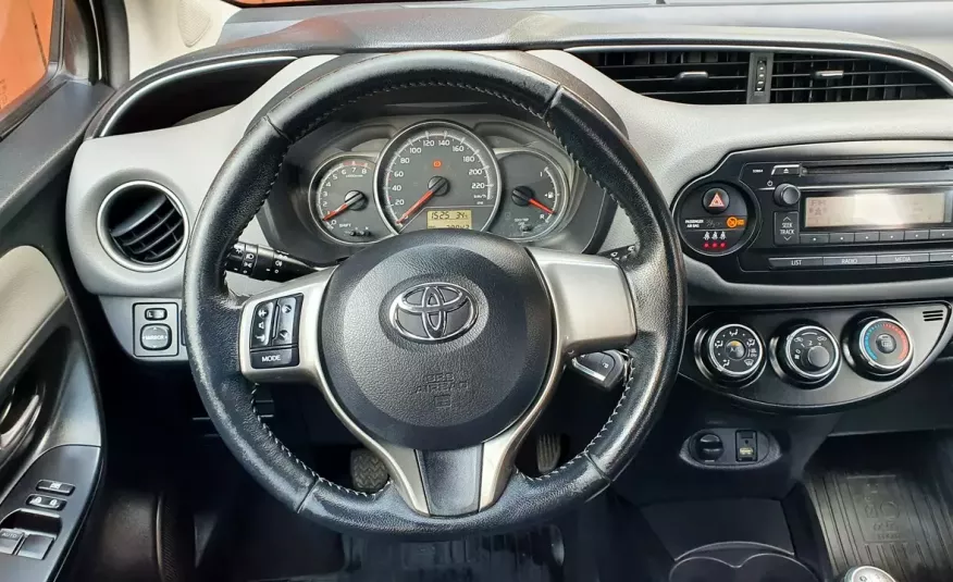 Toyota Yaris 1.33 VVTi , 2018 rej, Salon PL, I WŁ, Serwis ASO, Bezwypadkowy, F.vat23% zdjęcie 20