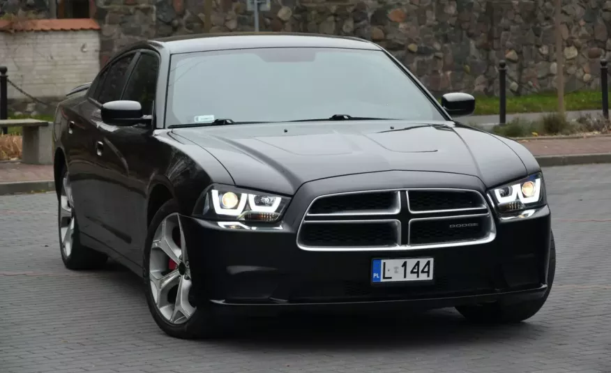 Dodge Charger 3.6VVT V6 296KM Automat 2012r. lift LED Alufelgi 20" Atrakcyjny zdjęcie 