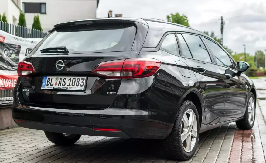 Opel Astra 1.6_Diesel_110KM_163 tyś. km_NAVI_LED_Sports Tourer+_komplet kół_FV23% zdjęcie 8