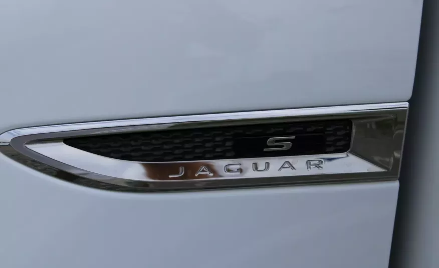 Jaguar E-Pace F-Vat, Gwarancja, Salon PL, Automat.4x4, AWD, Kamera, Skóra, NAVI, Cz.Parkowan zdjęcie 36
