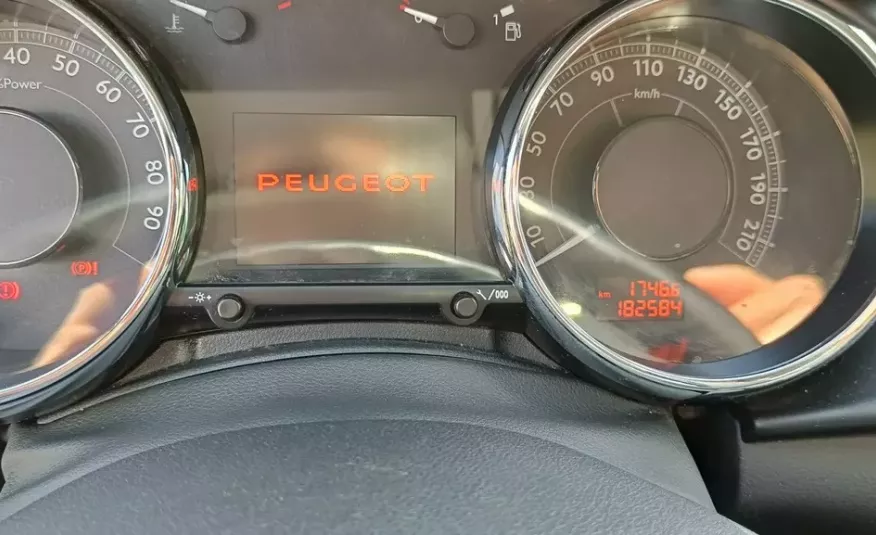 Peugeot 3008 2.0 HDi HYbrid4 CO2 optimiert, 200 KM.4x4, NAWIGACJA, automat, zdjęcie 13