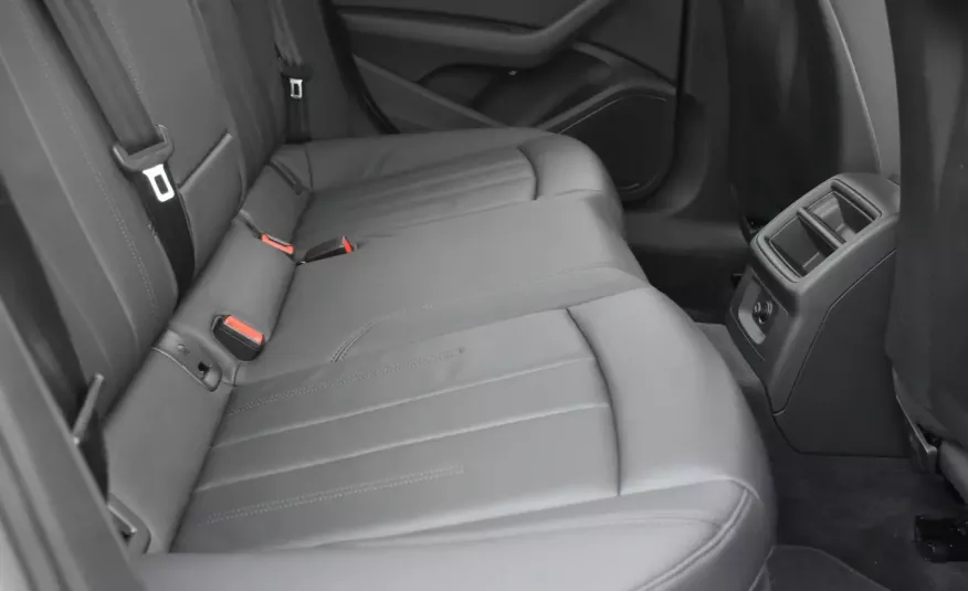 Audi A4 Vat 23%, Klimatyzacja, Bezwypadkowy, Czujniki parkowania, Nawigacja, zdjęcie 28