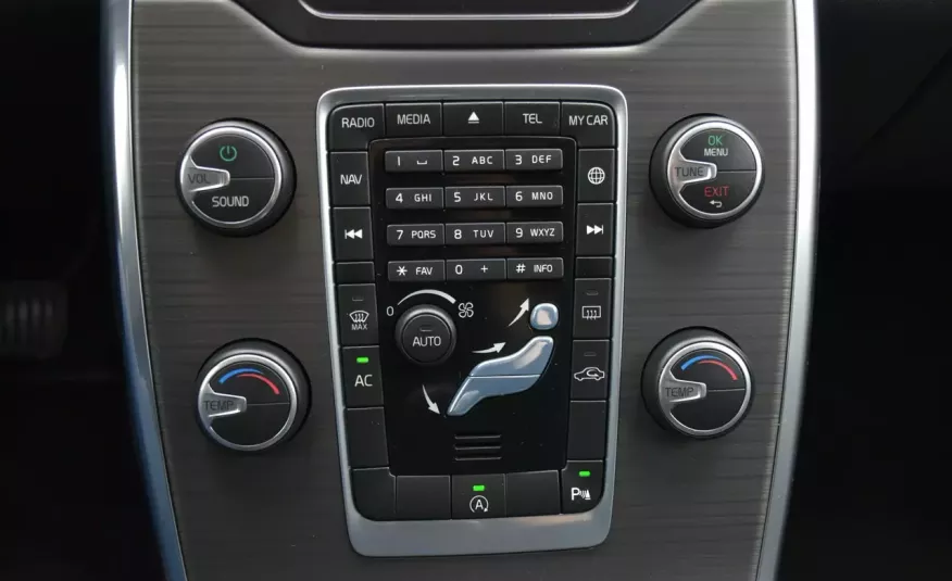 Volvo V70 Vat Marża, Klima, Bluetooth, Czujniki cofania, Alu, 6 biegów, zdjęcie 18