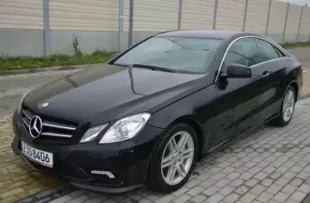 Mercedes E 200 Kozacki Super Stan Niski Przebieg