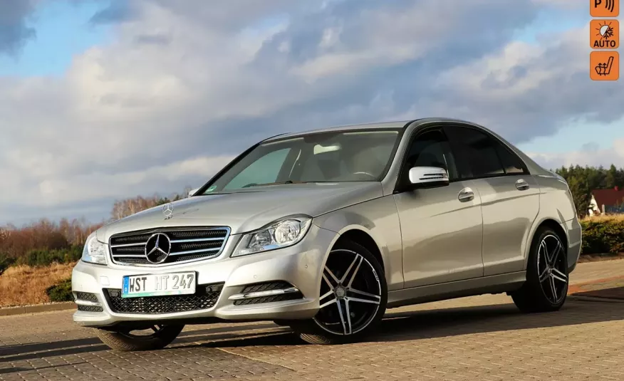 Mercedes C 180 156KM Podgrzewane.Fotele Ledy Tempomat KOMPERSSOR Lift Niemcy zdjęcie 