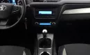 Toyota Avensis 2.0 D-4D Active Business Salon PL 1 wł ASO FV23% zdjęcie 19