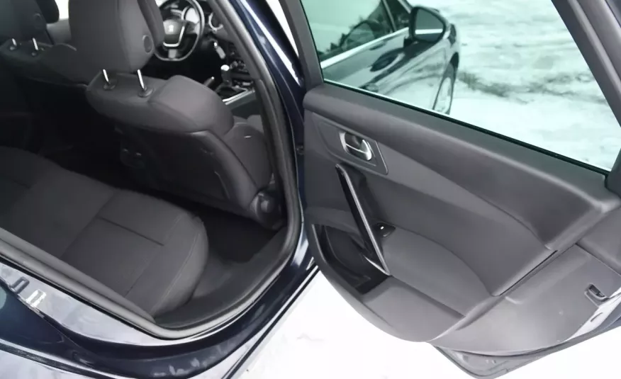 Peugeot 508 SW 1.6HDI Navi, Klimatronic, Pan.Dach, Automat, Parktronic, GWARANCJA zdjęcie 15