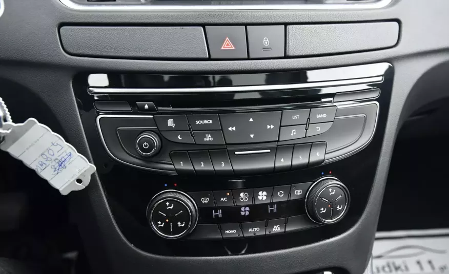 Peugeot 508 SW 1.6HDI Navi, Klimatronic, Pan.Dach, Automat, Parktronic, GWARANCJA zdjęcie 20
