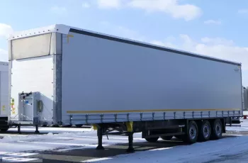 Schmitz FIRANKA / STANDARD / DACH PODNOSZONY / BDE- ROZSUWANE SŁUPKI / OŚ PODNOSZONA /