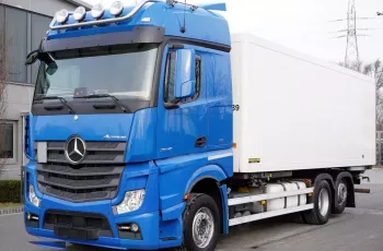 Mercedes Actros 2545 BDF 6x2 E6 / SALONKA / Izoterma 18 palet