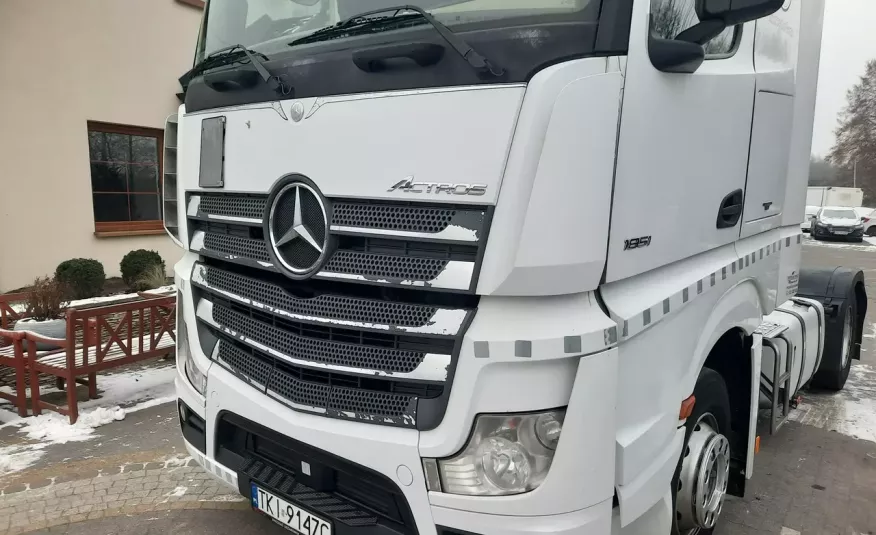 ACTROS MP4 1842 Standard Ciągnik siodłowy Mercedes Actros 1842 / Standard / Euro5 zdjęcie 14