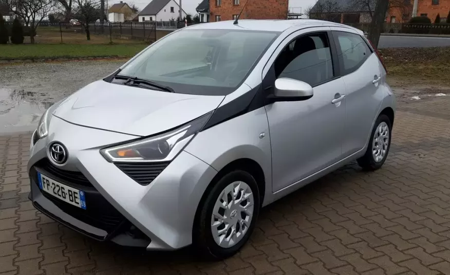 Toyota Aygo 1.0 VVT-I Nawigacja Klimatyzacja zdjęcie 