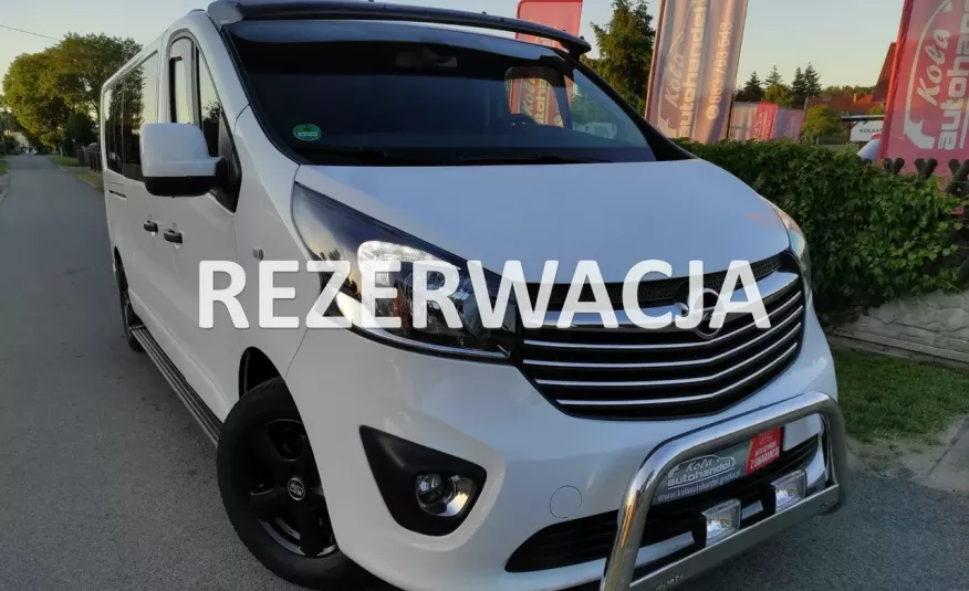 Vivaro Opel Vivaro 8 osobowy 12.2015 Orurowany Webasto Max Long Opłaty Gwaran zdjęcie 