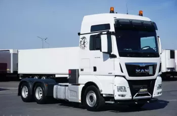 MAN TGX / 33.580 / 6 X 4 / ACC / EURO 6 / XXL / MAŁO UŻYWANY