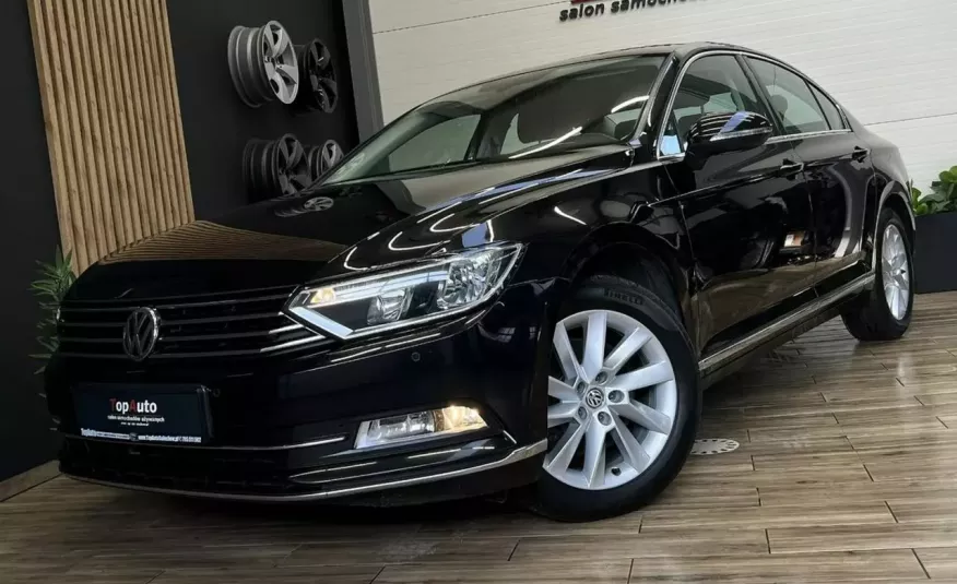 Volkswagen Passat 1.8 TSI 180KM dsg sedan PERFEKCYJNY gwarancja BEZWYPAKOWY zdjęcie 