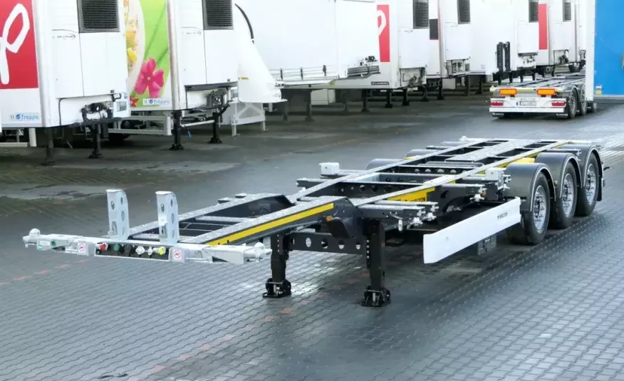 Wielton NACZEPA PODKONTENEROWA / ROZSUWANY TYŁ I PRZÓD / UNIWERSALNA / OŚ PODNOSZONA / 09.2022 R / zdjęcie 