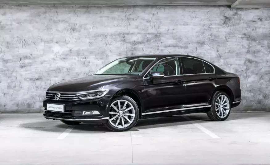 Volkswagen Passat 1.8TSI 180KM DSG Salon PL ASO Highline Wirtualny Kokpit el. klapa zdjęcie 