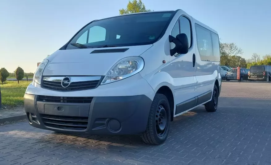 Opel Vivaro zdjęcie 