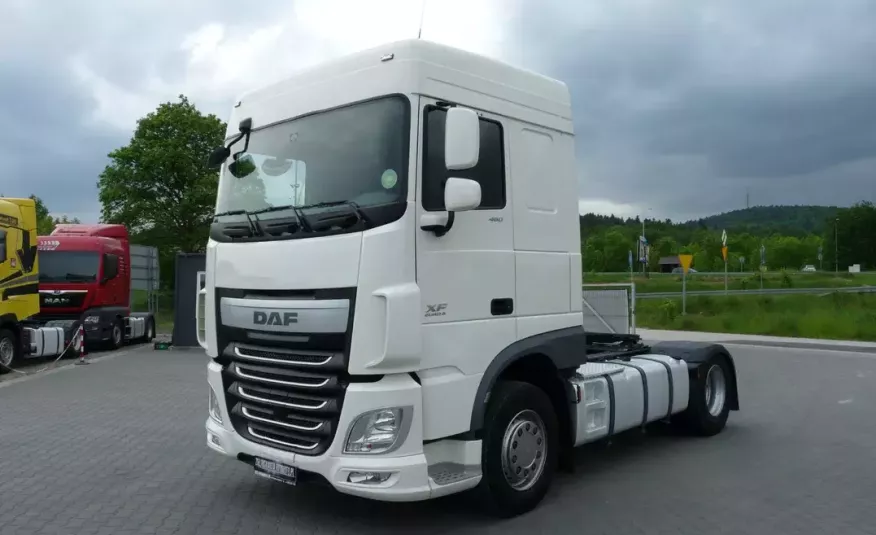 DAF XF 106.460 / 440 TYS KM / AUTOMAT / SPACE CAB / EURO 6 / zdjęcie 