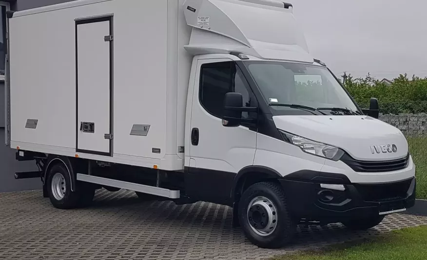 Iveco Daily 70C18 WINDA KONTENER 8EP 4.40x2.19x2.19 KLIMA DMC 7000 KG MANUAL zdjęcie 