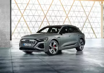 Audi AUDI Q8 e-tron 50 Quattro Advanced