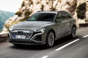 Audi AUDI Q8 e-tron 50 Quattro Advanced