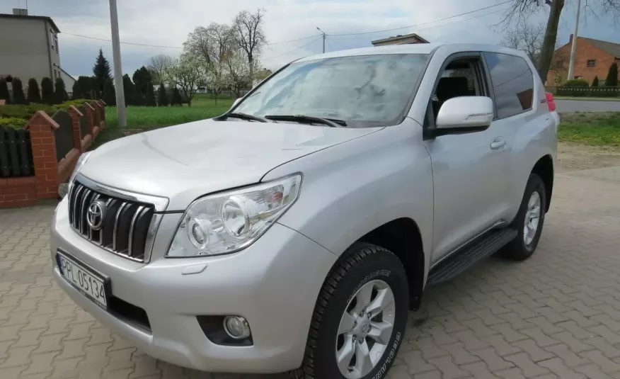 Toyota Land Cruiser 3.0 D-4D 178 KM Napęd 4x4 Klimatronic zdjęcie 