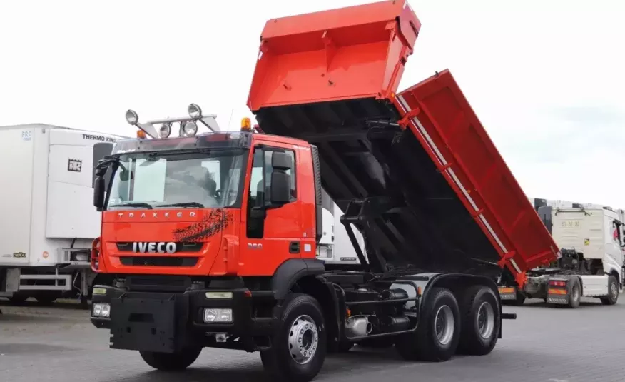 Iveco TRAKKER 360 / 6 X 4 / WYWROTKA 2 STRONNA / HYDROBURTA / MANUAL / CZOŁOWNICA / zdjęcie 