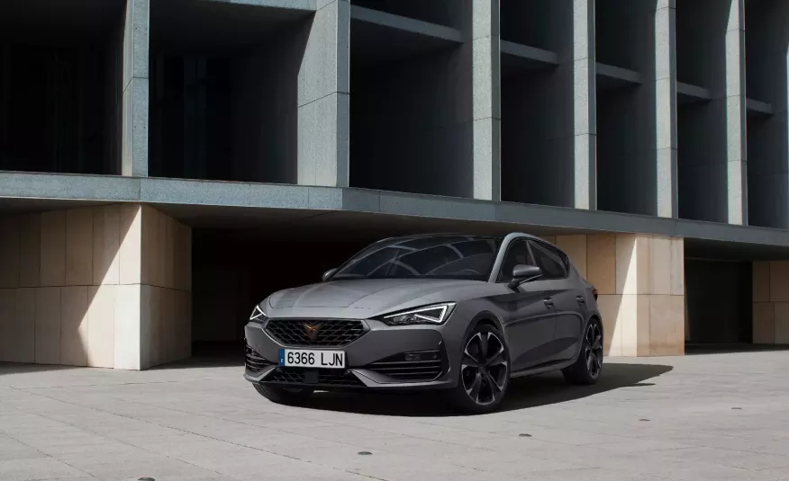 CUPRA Leon 2.0 TSI DSG zdjęcie 1