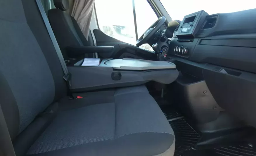 Renault Master MASTER plandeka skrzyniowy 10 ep winda leasing zdjęcie 2