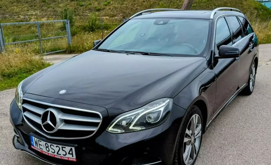 Mercedes E 220 Serwis Wymiana Rozrządu Sam Parkuje El. Klapa FV23% zdjęcie 