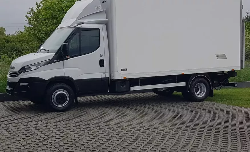Iveco Daily 70C18 WINDA KONTENER 8EP 4.40x2.19x2.19 KLIMA DMC 7000 KG MANUAL zdjęcie 