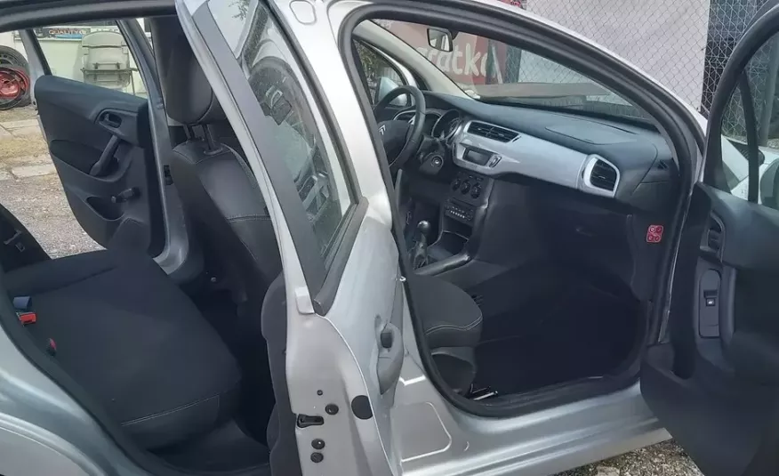 Citroen C3 1.2b Lift mały przebieg zdjęcie 10