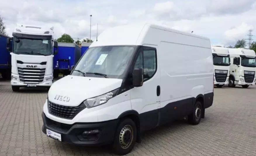 Iveco DAILY 35S16 zdjęcie 1