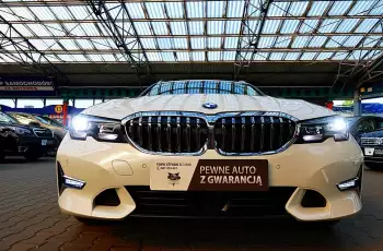 BMW 320 3LataGWARANCJA 1wł Kraj Bezwypadkowy 190KM xDrive LUXURY FV23% 4x2