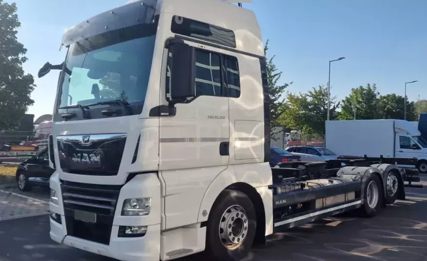 MAN TGX 26.510 6X2-2 LL XXL / BDF / E6 / 470 tys.km / 16 sztuk z r.2019-2020 zdjęcie 
