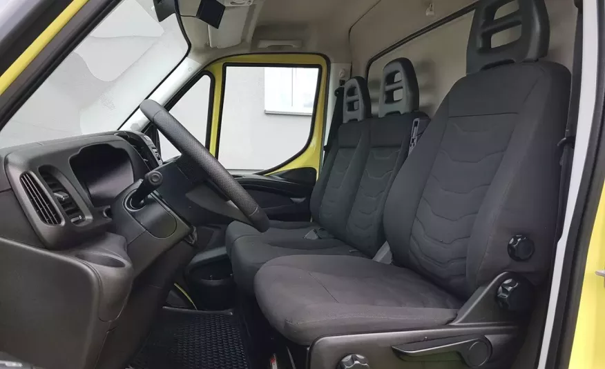 Iveco Daily KONTENER 8EP KLIMA 4.14x2.21x2.20 MANUAL KRAJOWY 35S13 DMC 3500 KG zdjęcie 6