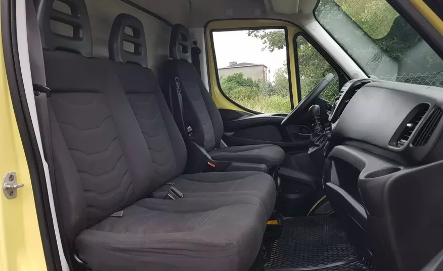 Iveco Daily KONTENER 8EP KLIMA 4.14x2.21x2.20 MANUAL KRAJOWY 35S13 DMC 3500 KG zdjęcie 7