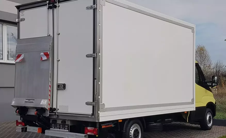 Iveco Daily WINDA KONTENER 8EP 4.14x2.22x2.20 KLIMA KRAJOWY DMC 3500 KG 35-120 zdjęcie 4