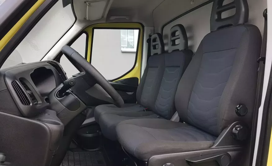 Iveco Daily WINDA KONTENER 8EP 4.14x2.22x2.20 KLIMA KRAJOWY DMC 3500 KG 35-120 zdjęcie 9