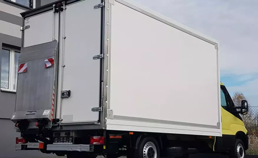 Iveco Daily WINDA KONTENER 8EP 4.14x2.22x2.20 KLIMA KRAJOWY DMC 3500 KG 35-120 zdjęcie 29