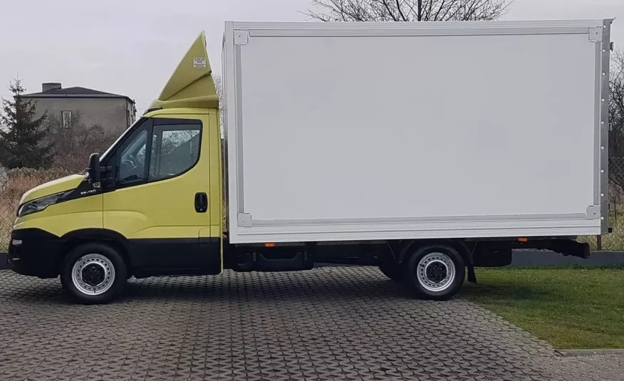 Iveco Daily KONTENER 8EP 4.13x2.21x2.20 KLIMA KRAJOWY 35S13 MANUAL DMC 3500 KG zdjęcie 10