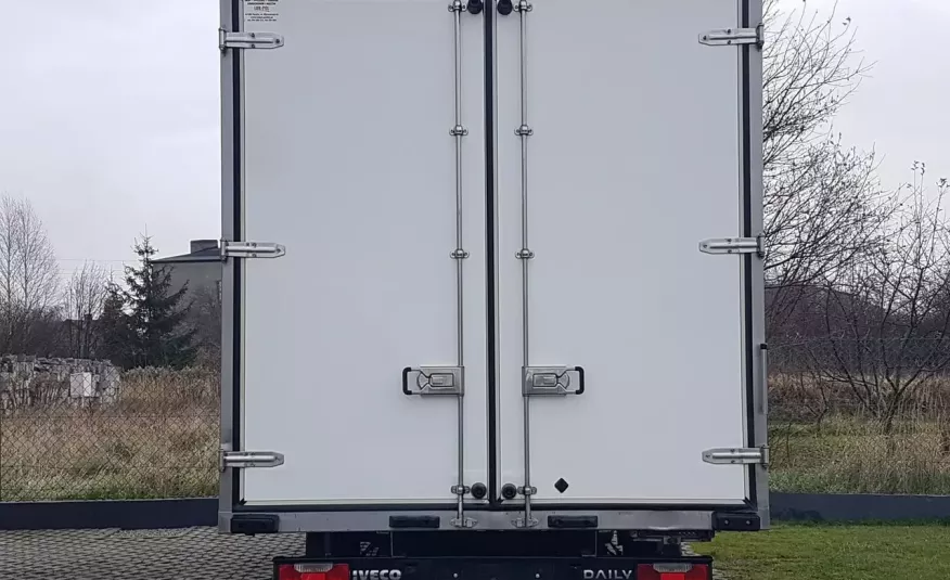Iveco Daily KONTENER 8EP 4.13x2.21x2.20 KLIMA KRAJOWY 35S13 MANUAL DMC 3500 KG zdjęcie 15